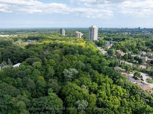 3588 Thorpedale Crt, Mississauga, ON - Outdoor With View