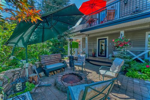 7372 Fintry Delta Road, Kelowna, BC - Outdoor With Deck Patio Veranda