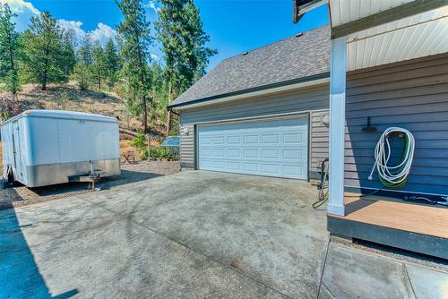 7372 Fintry Delta Road, Kelowna, BC - Outdoor