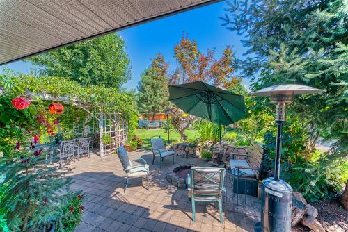 7372 Fintry Delta Road, Kelowna, BC - Outdoor With Deck Patio Veranda