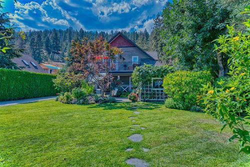 7372 Fintry Delta Road, Kelowna, BC - Outdoor