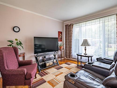 Living room - 34 Rue Trottier, Victoriaville, QC - Indoor Photo Showing Living Room