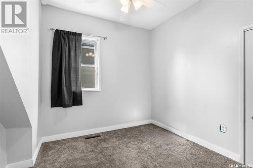 239 M Avenue N, Saskatoon, SK - Indoor Photo Showing Other Room