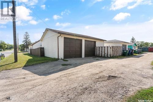 239 M Avenue N, Saskatoon, SK - Outdoor