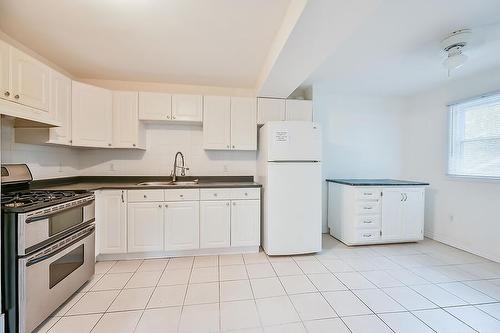 27 Cluny Avenue, Hamilton, ON - Indoor Photo Showing Kitchen