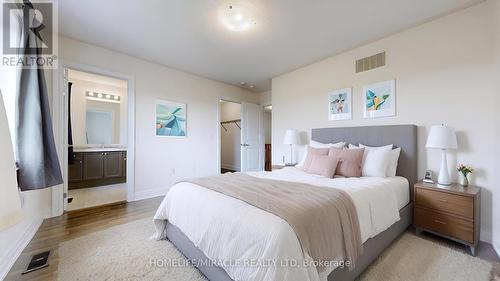 297 Atkinson Street, Clearview (Stayner), ON - Indoor Photo Showing Bedroom