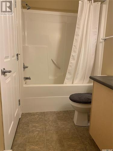 224 700 Battleford Trail, Swift Current, SK - Indoor Photo Showing Bathroom