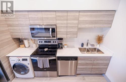 2555 Lakeshore Road Unit# 210, Vernon, BC - Indoor Photo Showing Laundry Room