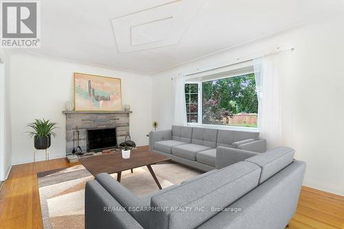 40 Robroy Avenue, Hamilton (Corman), ON - Indoor Photo Showing Living Room With Fireplace