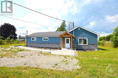 2300 Highway 43 County Road, Smiths Falls, ON - Outdoor