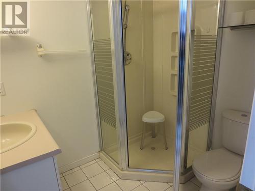 87 Tonia Street, Alexandria, ON - Indoor Photo Showing Bathroom