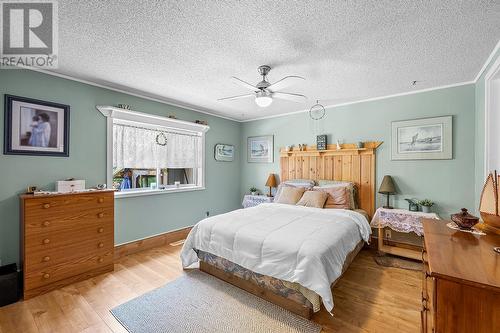 876 Balsam Road, Creston, BC - Indoor Photo Showing Bedroom