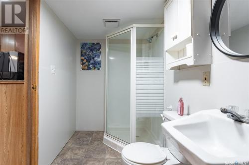 11303 8Th Avenue, North Battleford, SK - Indoor Photo Showing Bathroom