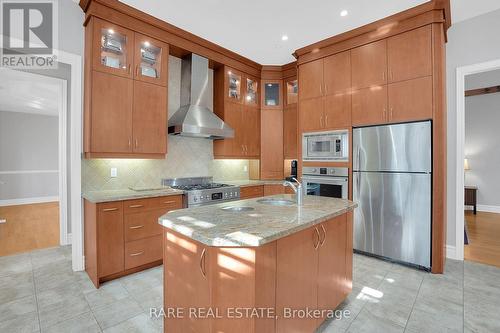 129 Duncan Road, Richmond Hill (Langstaff), ON - Indoor Photo Showing Kitchen