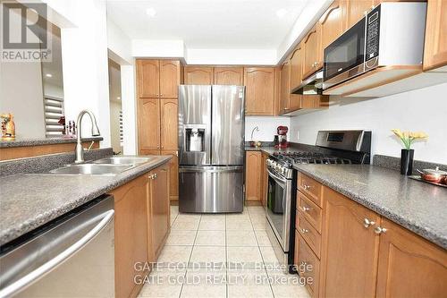 73 Eagle Trace Drive, Brampton, ON - Indoor Photo Showing Kitchen With Double Sink