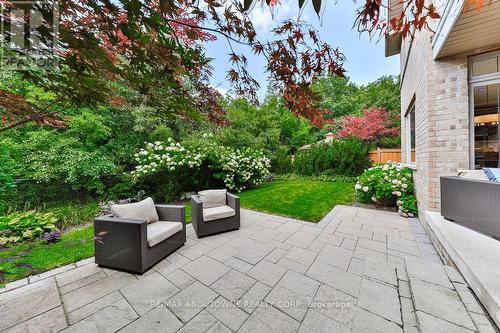 526 Hidden Trail, Oakville, ON - Outdoor