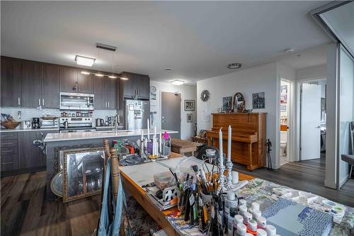 467 Charlton Avenue E|Unit #506, Hamilton, ON - Indoor Photo Showing Kitchen