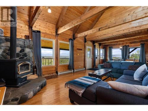 3460 Meadow Lake Road, Clinton, BC - Indoor Photo Showing Living Room With Fireplace