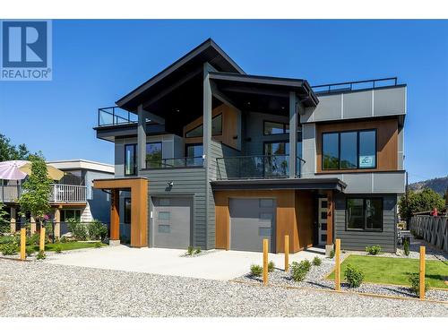 974 Wilson Avenue, Kelowna, BC - Outdoor With Facade