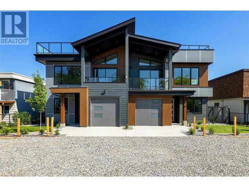 974 Wilson Avenue, Kelowna, BC - Outdoor With Facade