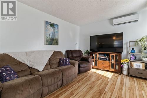 46 Spruce Street, Moncton, NB - Indoor Photo Showing Living Room