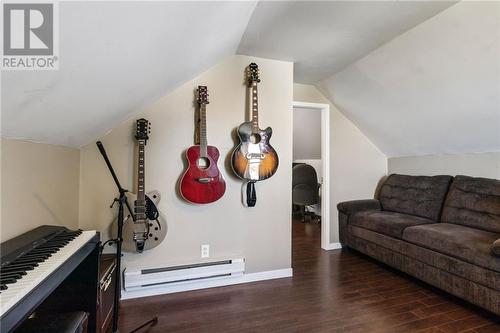 46 Spruce Street, Moncton, NB - Indoor Photo Showing Living Room