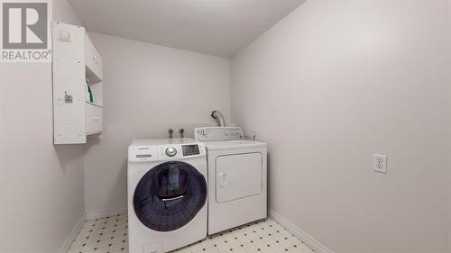 16 Caldwell Place, St. John'S, NL - Indoor Photo Showing Laundry Room