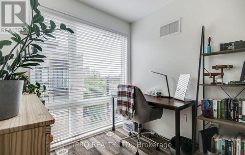 98 - 30 Fieldway Road, Toronto (Islington-City Centre West), ON - Indoor Photo Showing Office