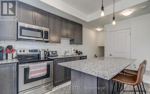 98 - 30 Fieldway Road, Toronto (Islington-City Centre West), ON - Indoor Photo Showing Kitchen With Upgraded Kitchen