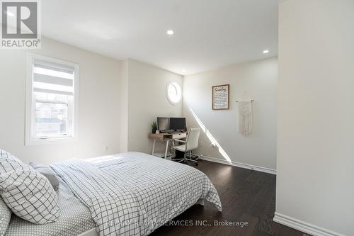 22 Wainwright Drive, Brampton (Northwest Brampton), ON - Indoor Photo Showing Bedroom