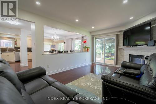 48 Copeland Road, Brampton (Fletcher'S West), ON - Indoor Photo Showing Living Room