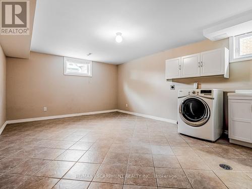 4307 Alta Court, Mississauga (Rathwood), ON - Indoor Photo Showing Laundry Room