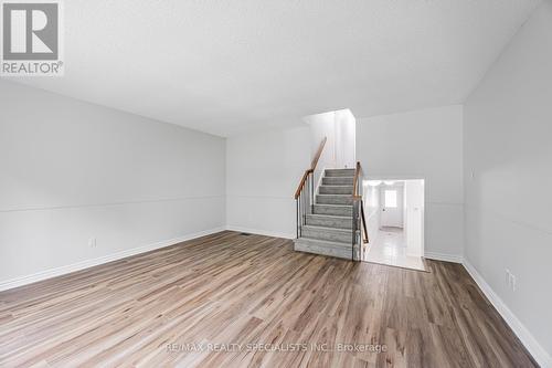 30 Winterfold Drive, Brampton (Madoc), ON - Indoor Photo Showing Other Room