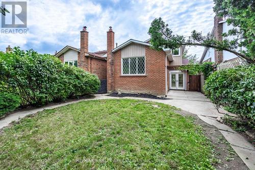 30 Winterfold Drive, Brampton (Madoc), ON - Outdoor