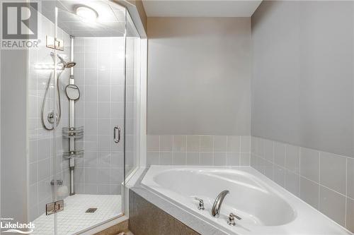 612 Bayport Boulevard, Midland, ON - Indoor Photo Showing Bathroom