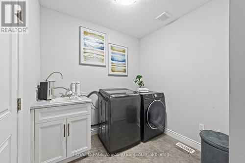 17 Tindall Crescent, East Luther Grand Valley, ON - Indoor Photo Showing Laundry Room