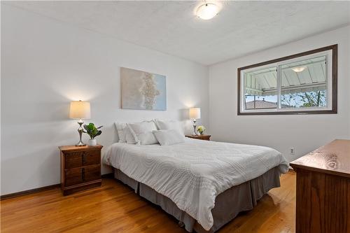 PRIMARY BEDROOM - 62 Eastbury Drive, Stoney Creek, ON - Indoor Photo Showing Bedroom