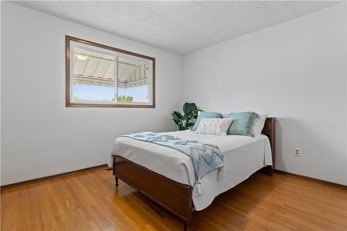 BEDROOM 3 - 62 Eastbury Drive, Stoney Creek, ON - Indoor Photo Showing Bedroom