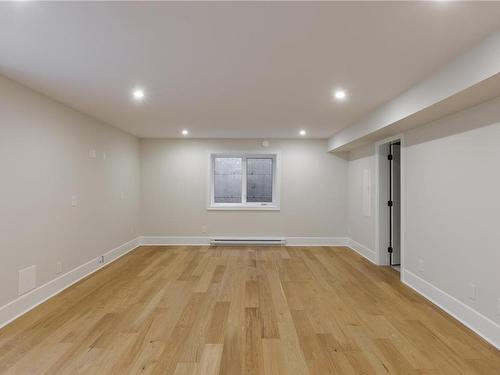 662 Monterey Ave, Oak Bay, BC - Indoor Photo Showing Other Room