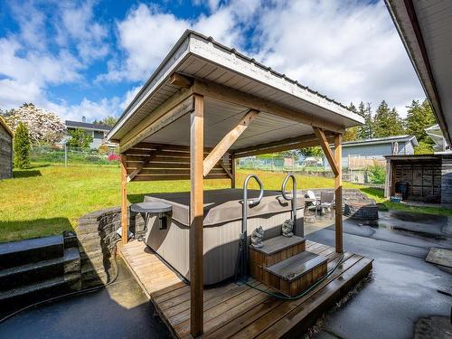 372 Alder St, Campbell River, BC - Outdoor With Deck Patio Veranda With Exterior
