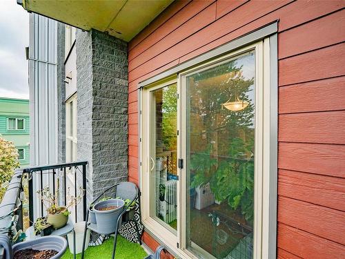 205-555 Franklyn St, Nanaimo, BC - Outdoor With Exterior