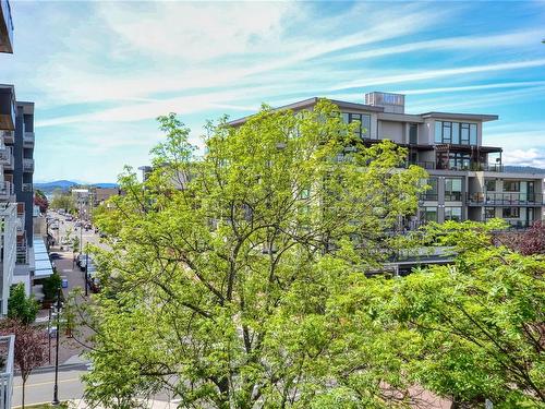 409-9861 Third St, Sidney, BC - Outdoor With Balcony With View