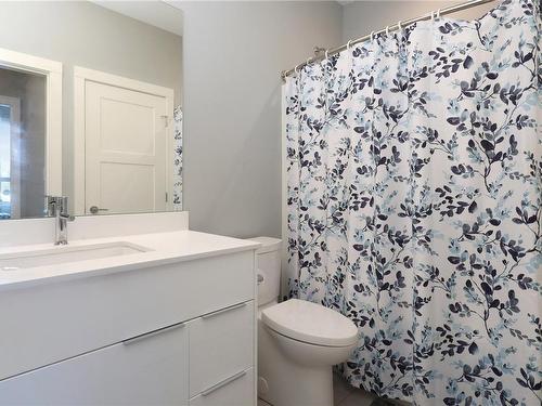 3-623 Crown Isle Blvd, Courtenay, BC - Indoor Photo Showing Bathroom
