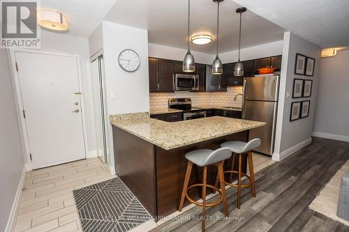 309 - 275 Eiwo Court, Waterloo, ON - Indoor Photo Showing Kitchen With Stainless Steel Kitchen With Upgraded Kitchen