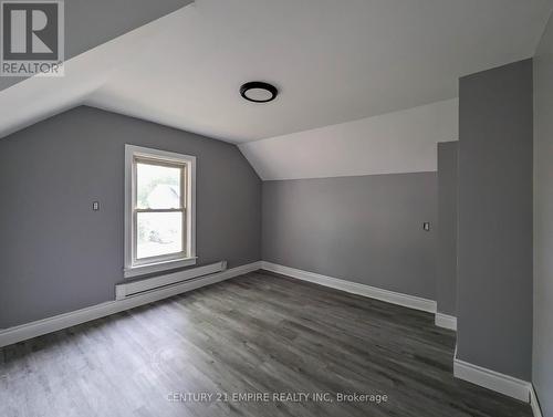 137 Proctor Street, Sarnia, ON - Indoor Photo Showing Other Room