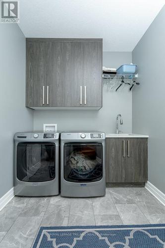 2 Joanna Crescent, Central Elgin, ON - Indoor Photo Showing Laundry Room