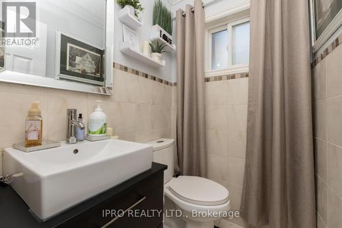 118 Ashurst Crescent, Brampton, ON - Indoor Photo Showing Bathroom