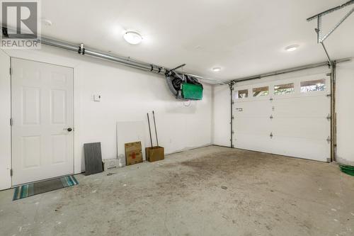 5 Murphy'S Road, Colliers, NL - Indoor Photo Showing Garage