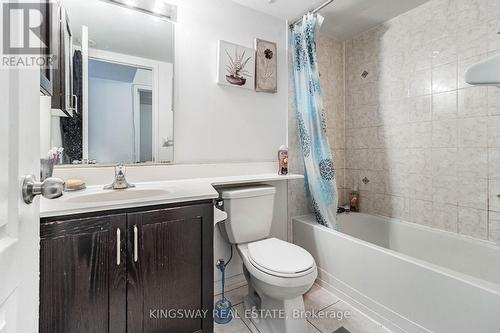 32 - 2480 Post Road, Oakville, ON - Indoor Photo Showing Bathroom