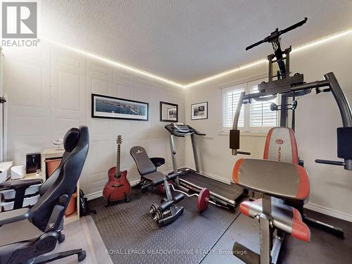 3124 Woodward Avenue, Burlington, ON - Indoor Photo Showing Gym Room